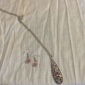 Necklace and earring bundle